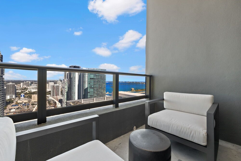Luxury Condos in Downtown Miami