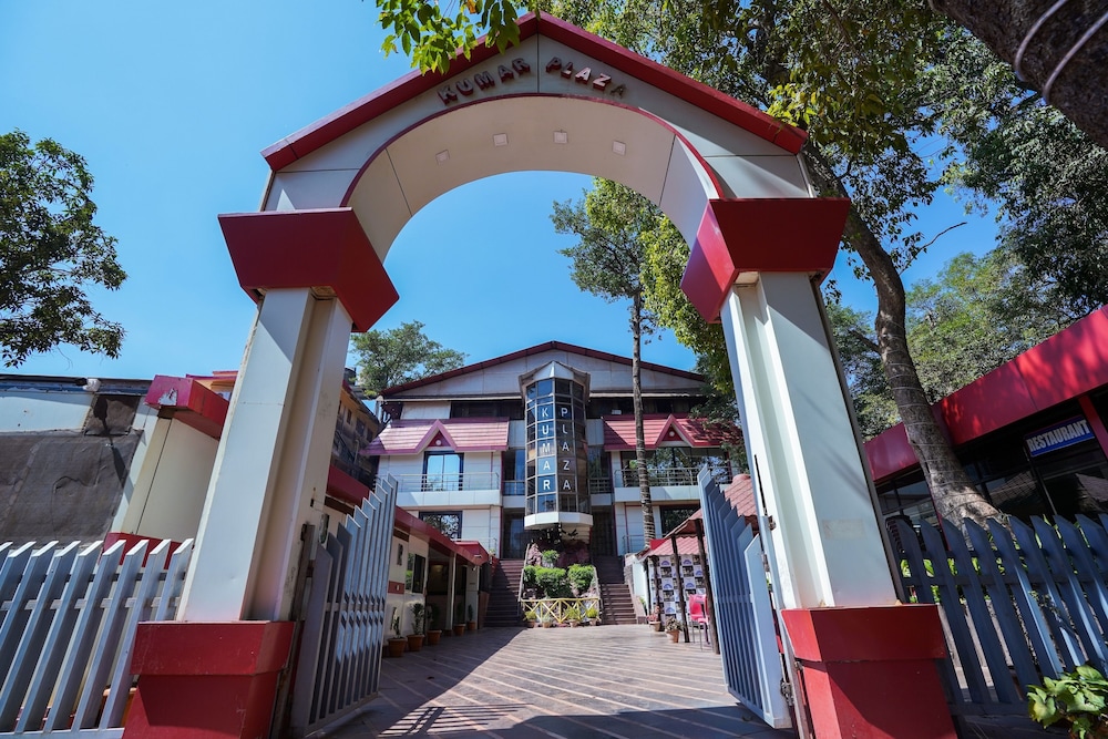 Hotel Kumar Plaza