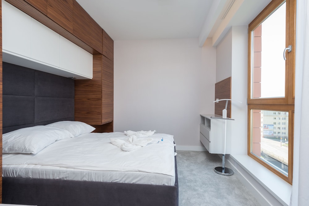 Apartinfo Aura Apartments