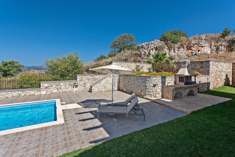 Thea Villas Complex