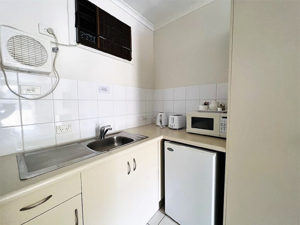 Unwind Glenelg Studio Apartment no 30