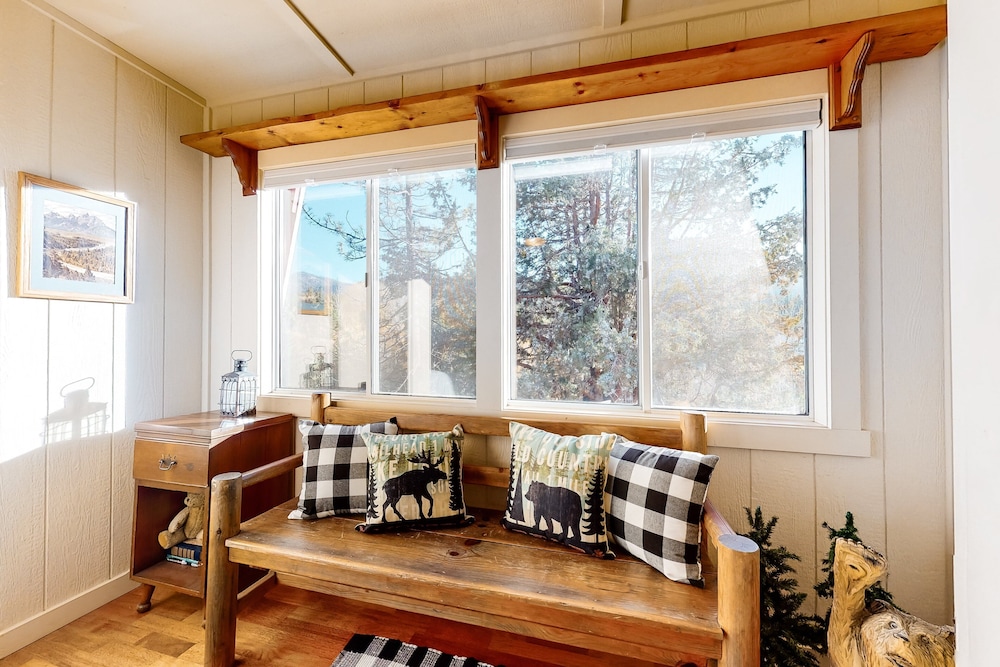 Lazy Bear Barn #124