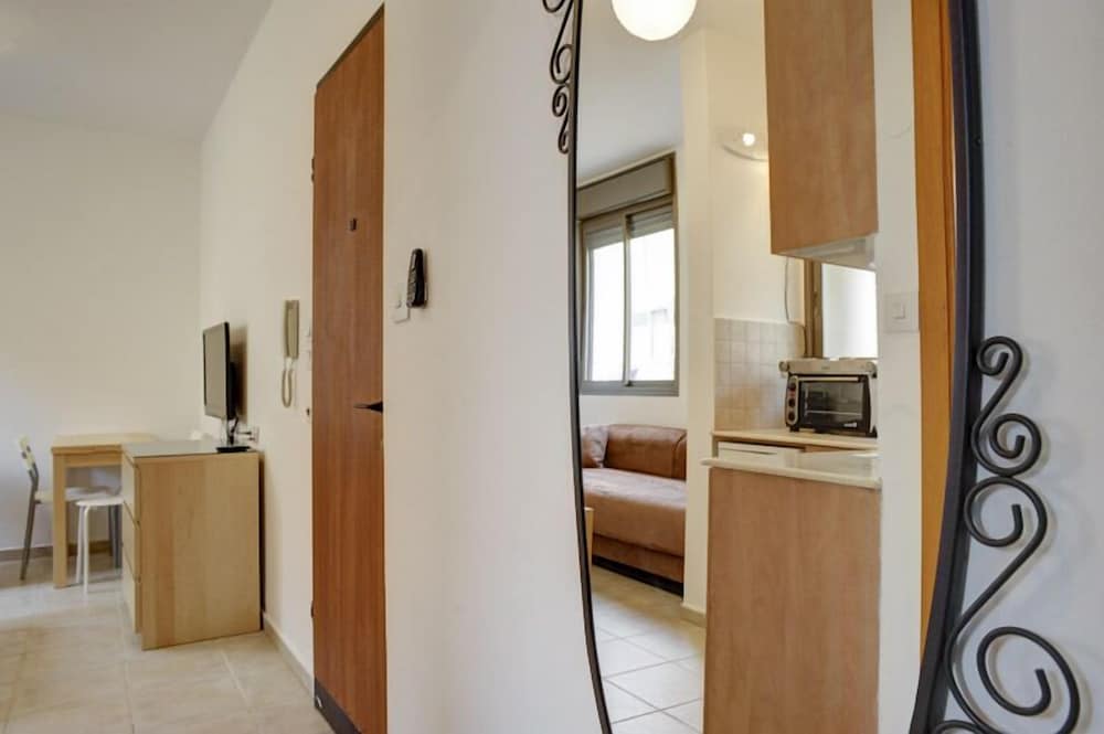 Sea Suites Apartments