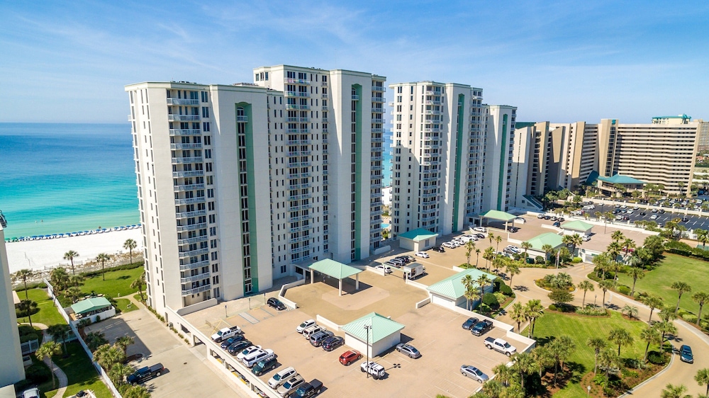 Silver Beach 1605e 2 Bedroom Condo