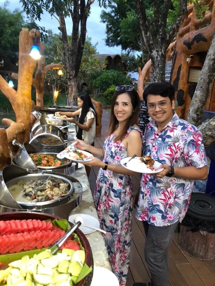 Timberland and Fruit Resort