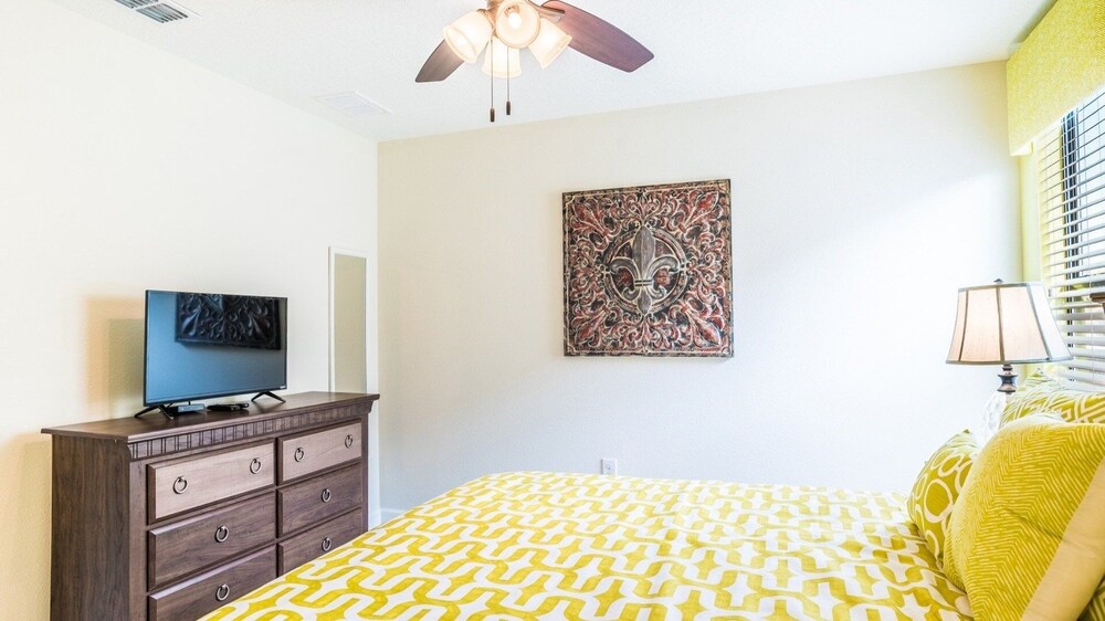 Championsgate Resort 8 Bedroom Private Pool Home with Game Room 8 Home