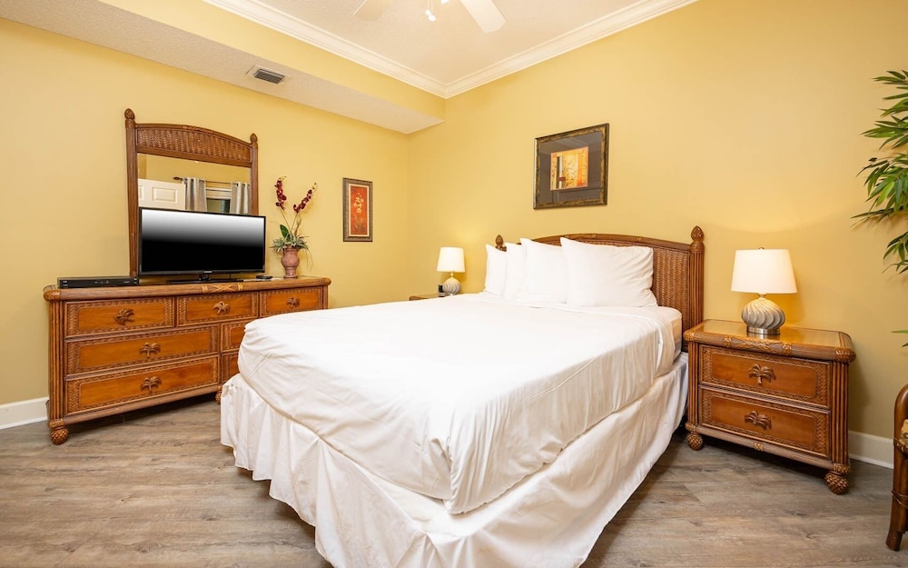 Phoenix On The Bay 1214 2 Bedroom Condo