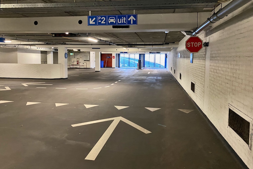 XO Hotels Blue Square 53