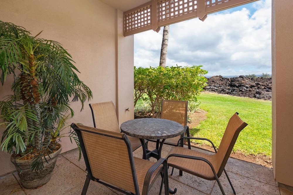 Big Island Waikoloa Colony Villas 1704 2 Bedroom Condo