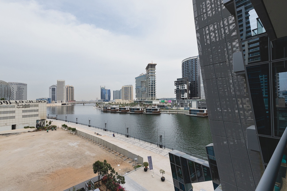 GLOBALSTAY. J One Tower Apartments