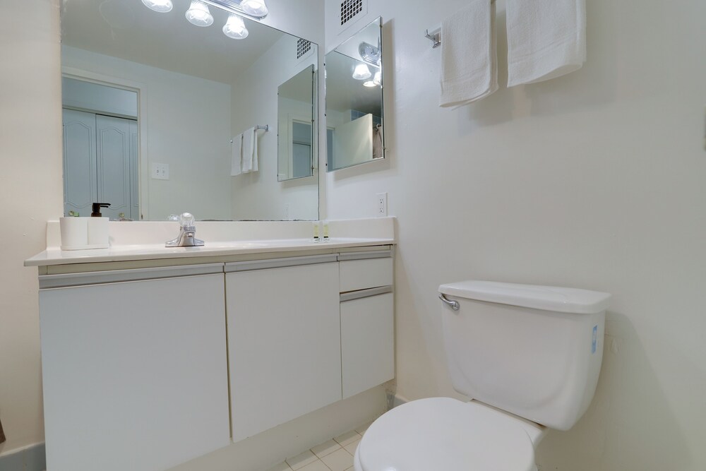 Prime Crystal City Apartments