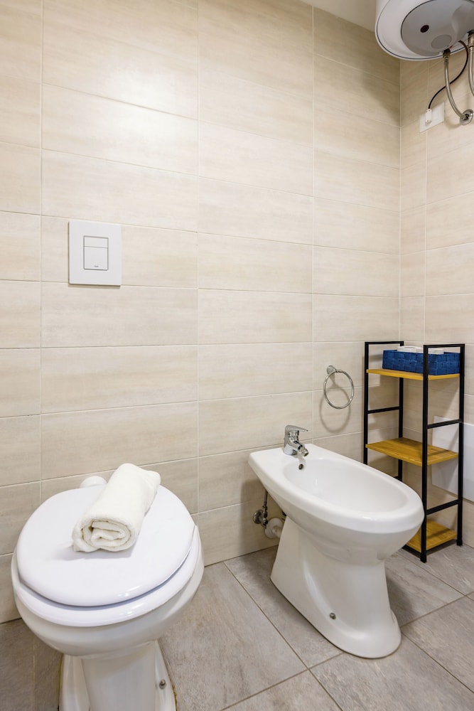 Urban Base Garibaldi by Napoliapartments