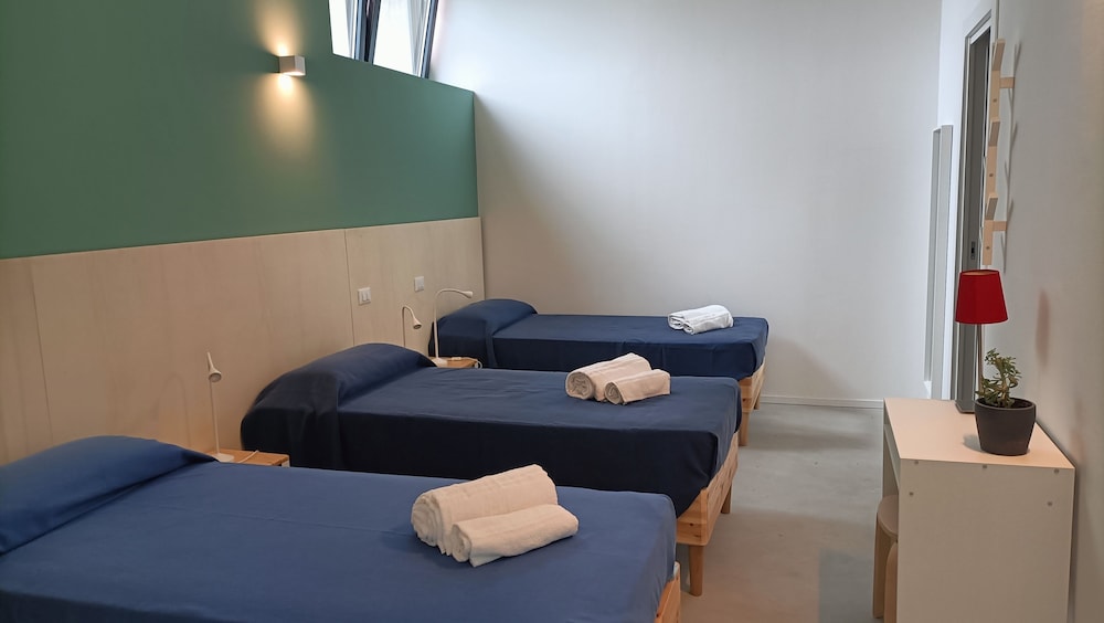 Bed and Bike Hostel