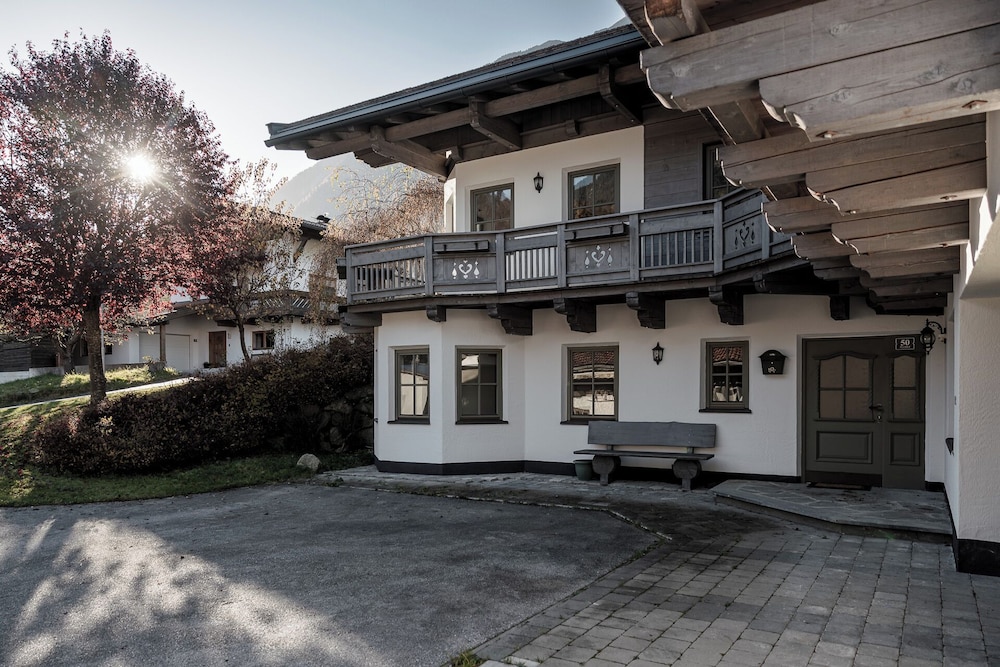 Chalet Pirchhof by MYALPS