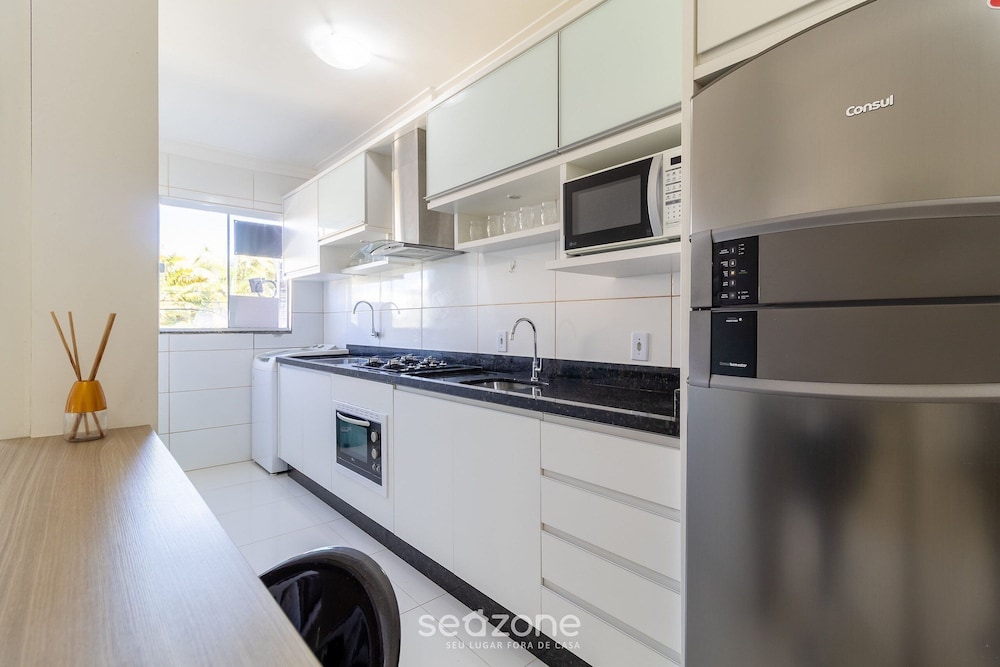 Ap W/bbq 2 Bedrooms 750m From the Beach - Rob203