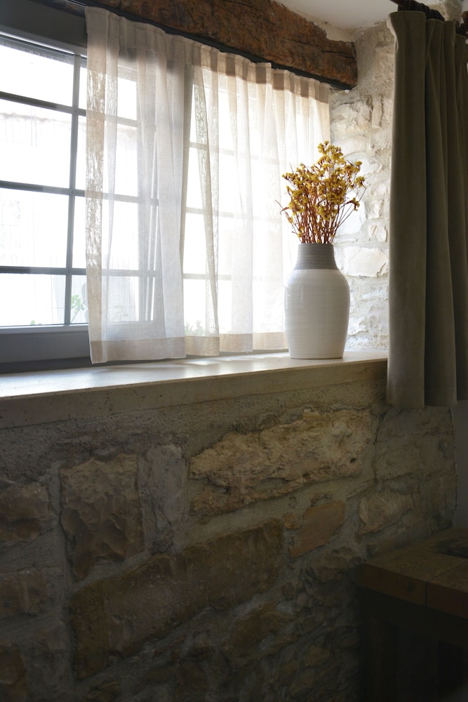 8 Design Urla