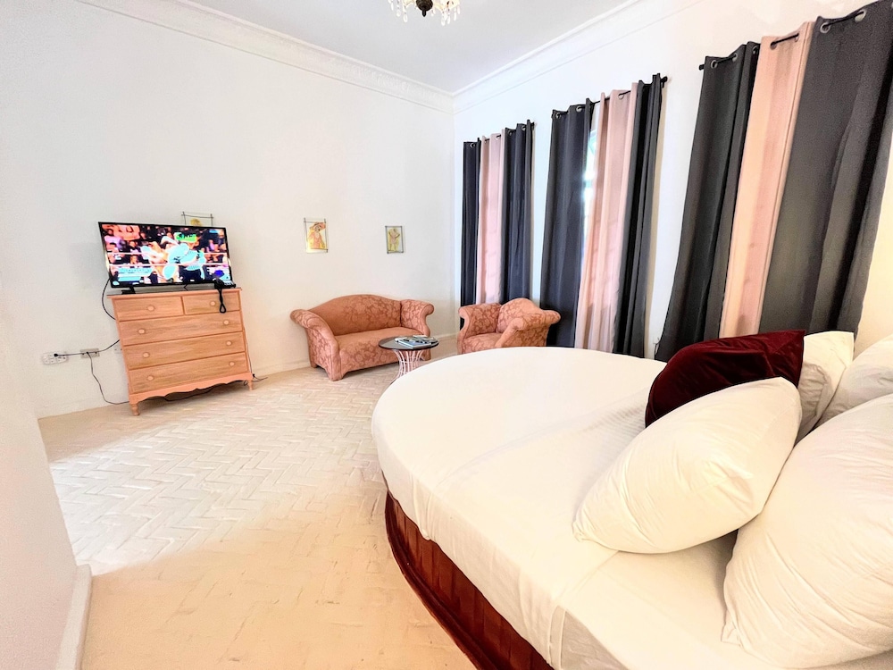 Jamaica Palace Hotel - Property Image 9