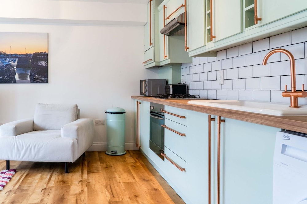 Kensington Apartment - 2 Bedroom - Saundersfoot