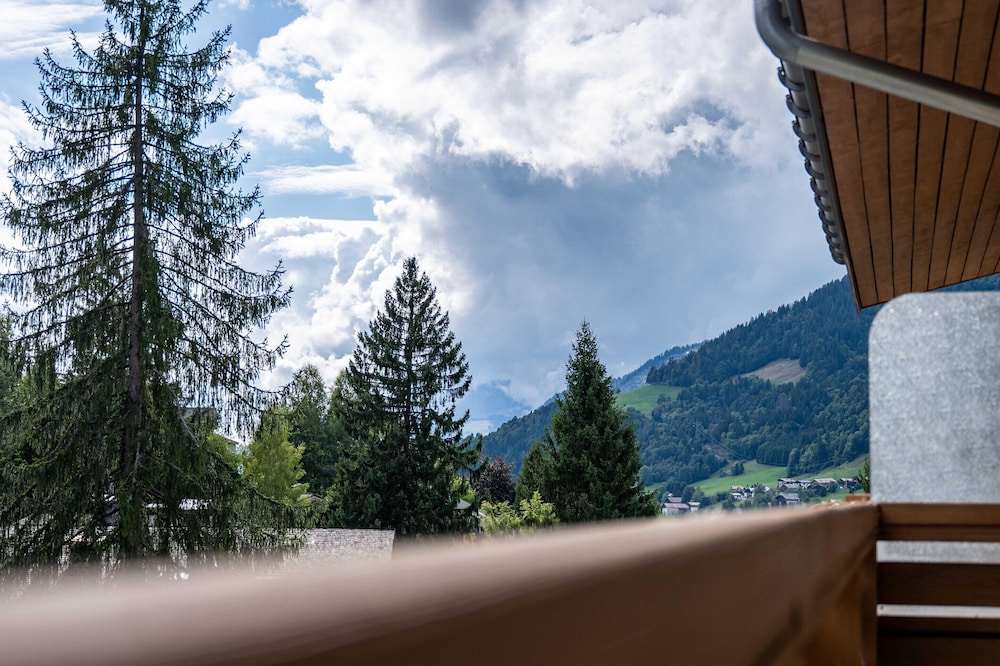 Spacious Apartment 4br/10p - Megeve Center