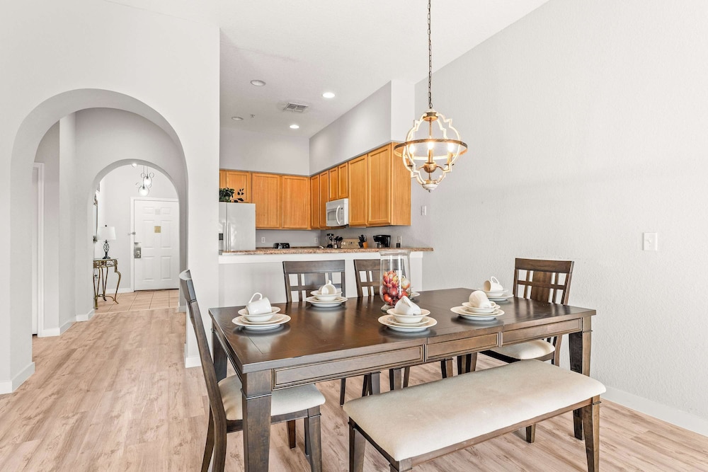 Caribe Cove Charm - For 8! - Image 2