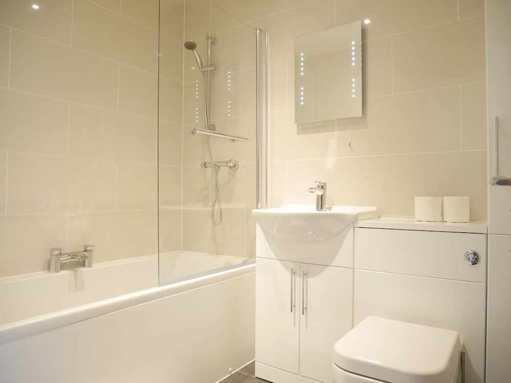 Lower Gill Gardens Penthouse