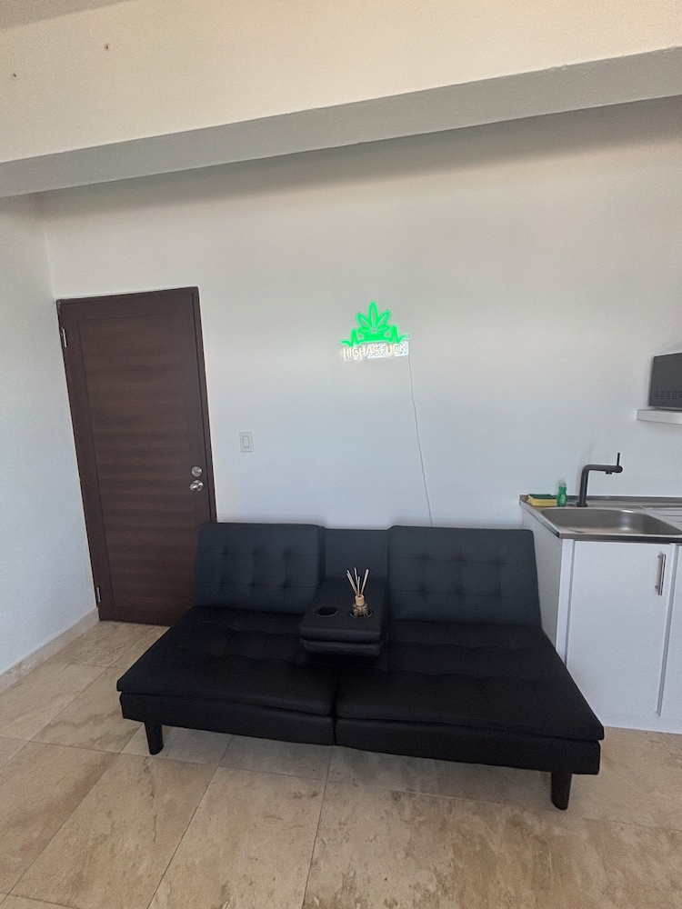 BednBong Experience Stay