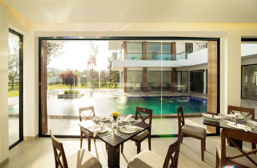 Saint Simeon Resort & Spa