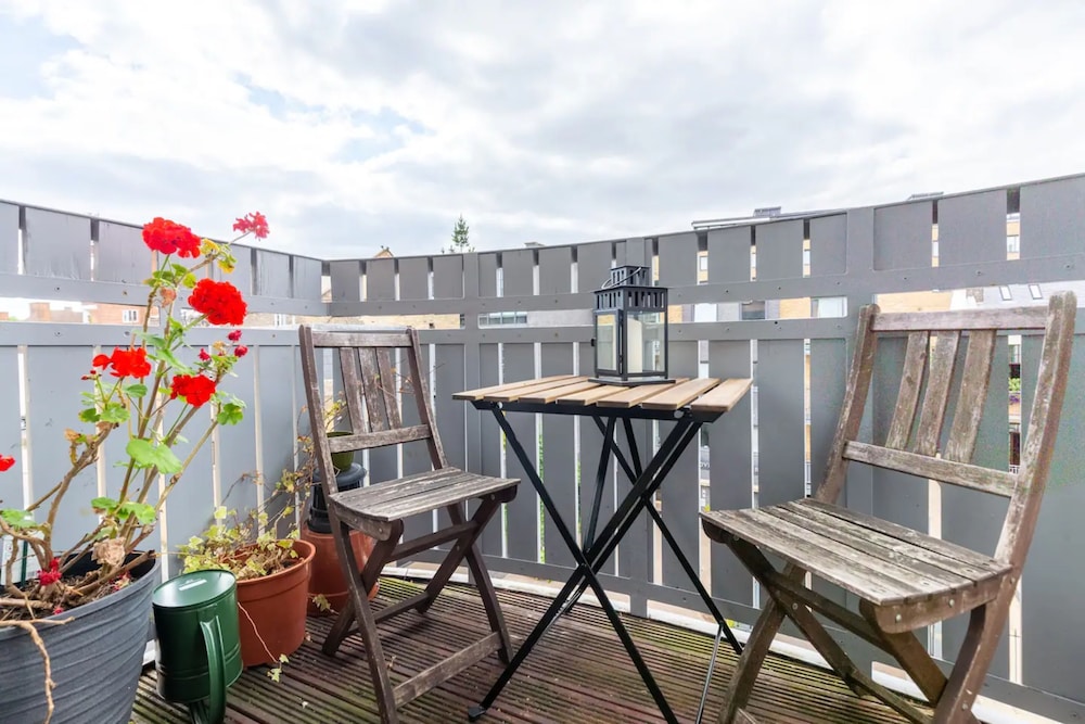 Contemporary 2 Bedroom Apartment in Bermondsey