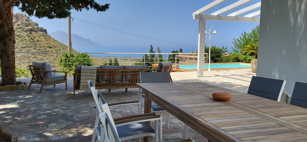 Villa Ballerina Bianca