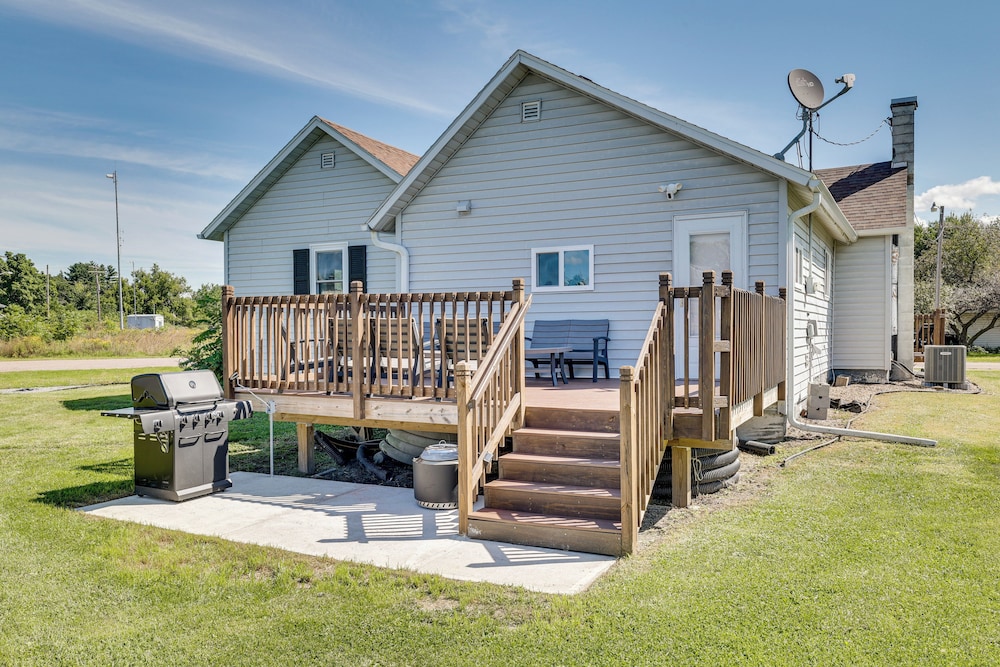 Jackson County ATV Trail Access: Merrillan Home!