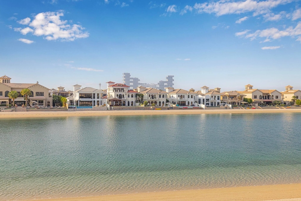 Villa Sezavi Frond B, Palm Jumeirah