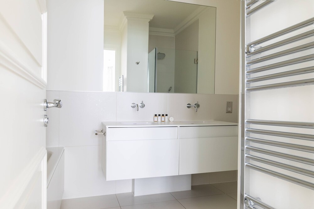 Sloane Court East VI by Onefinestay