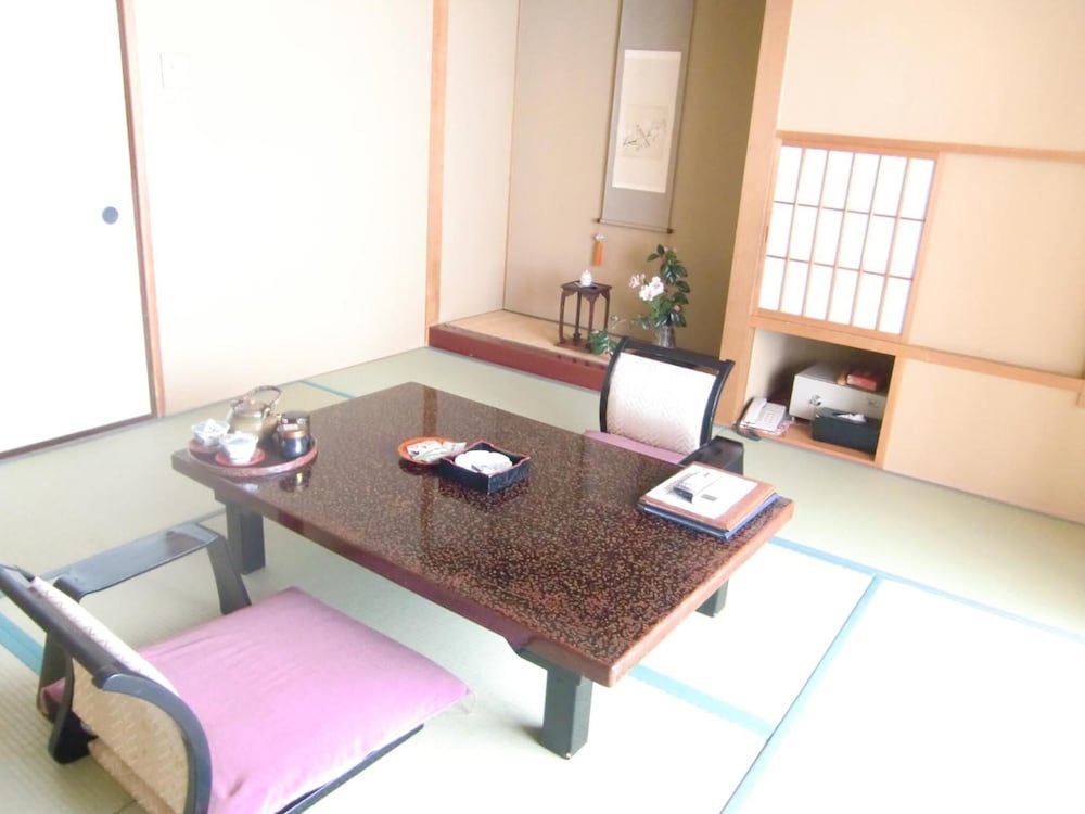 Gero Onsen Kissenkan Chikusuitei