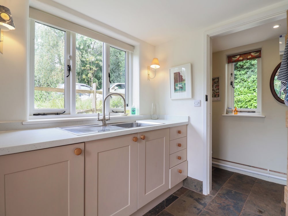 Dancing Hill Cottage