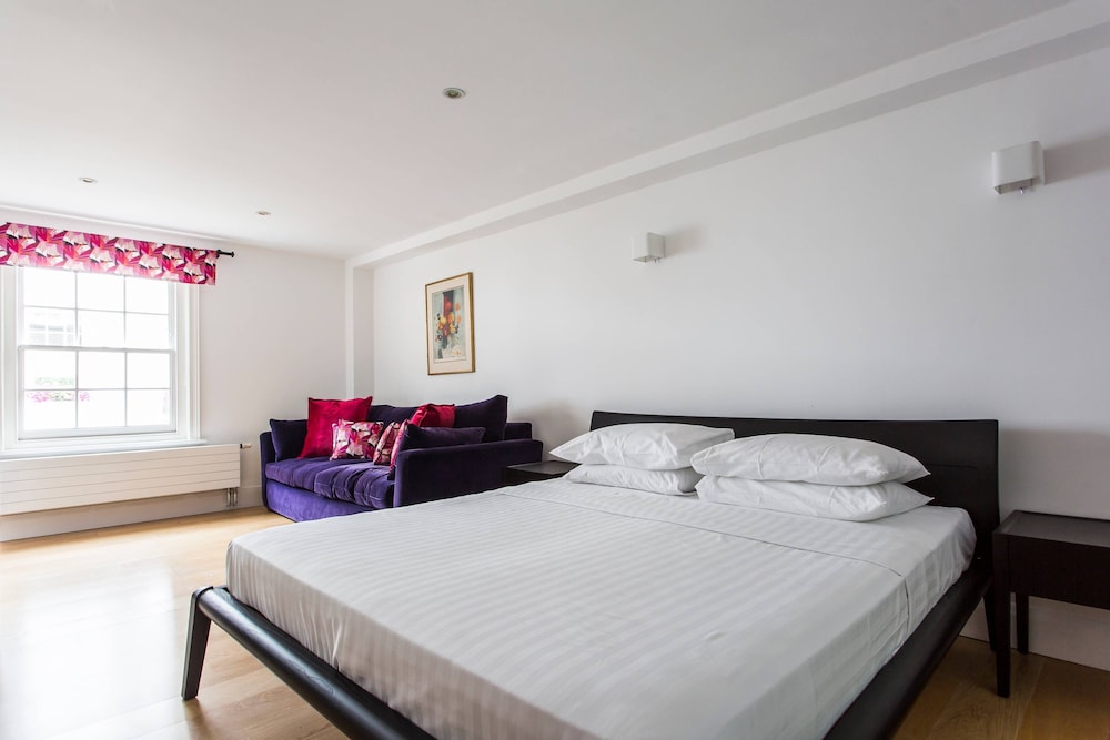 Campden Street VII by Onefinestay