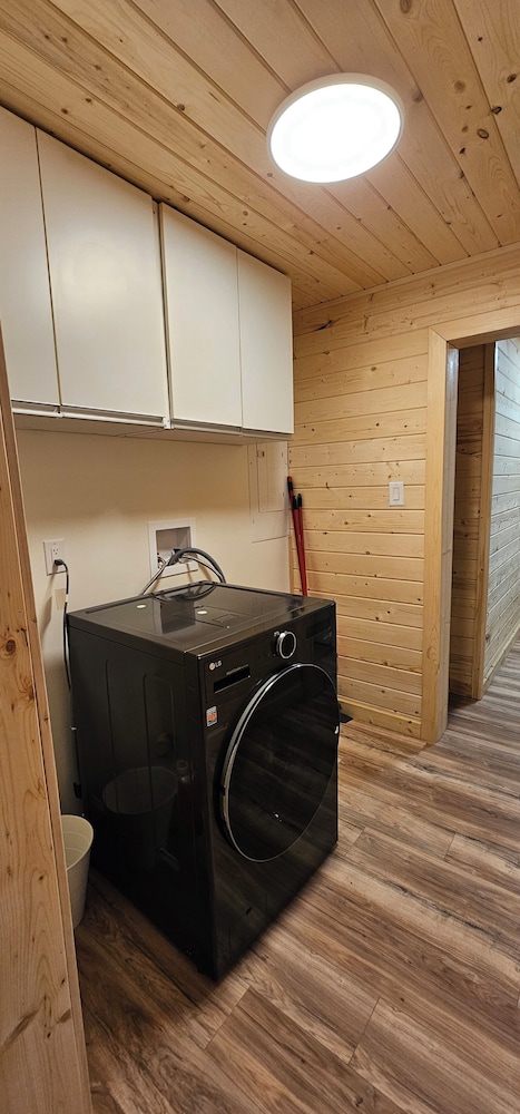 Faloma Lakeside Cabins