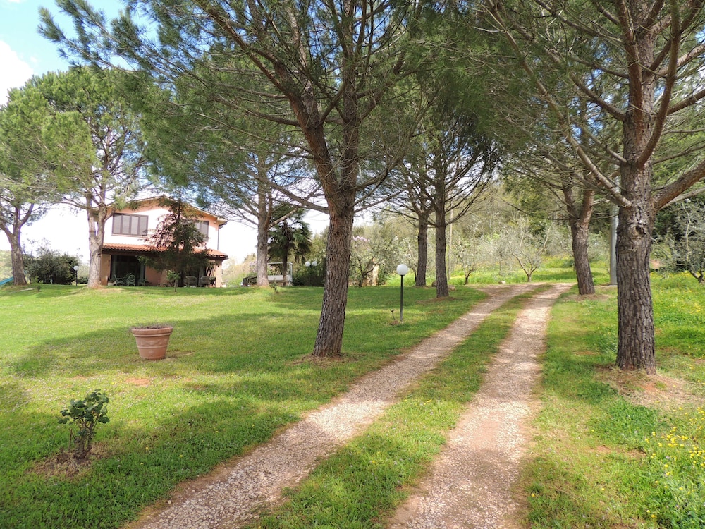 Borgognano Farm House
