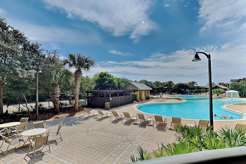 Beach Resort #202 by Southern Vacation Rentals