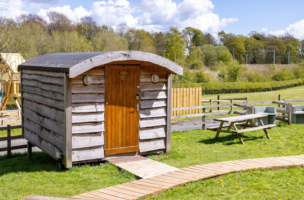 Orchard Hideaways