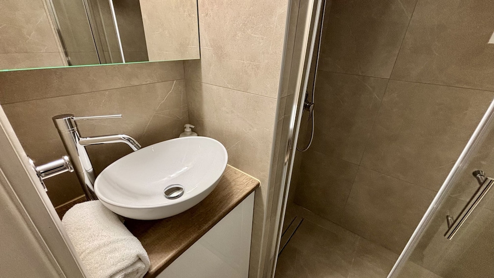 Seabreeze City Center Flat No 5