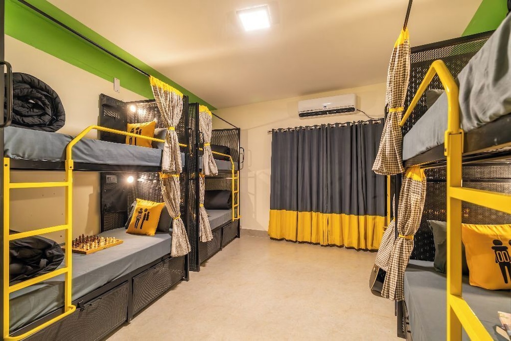 The Hosteller Rishikesh Laxman Jhula