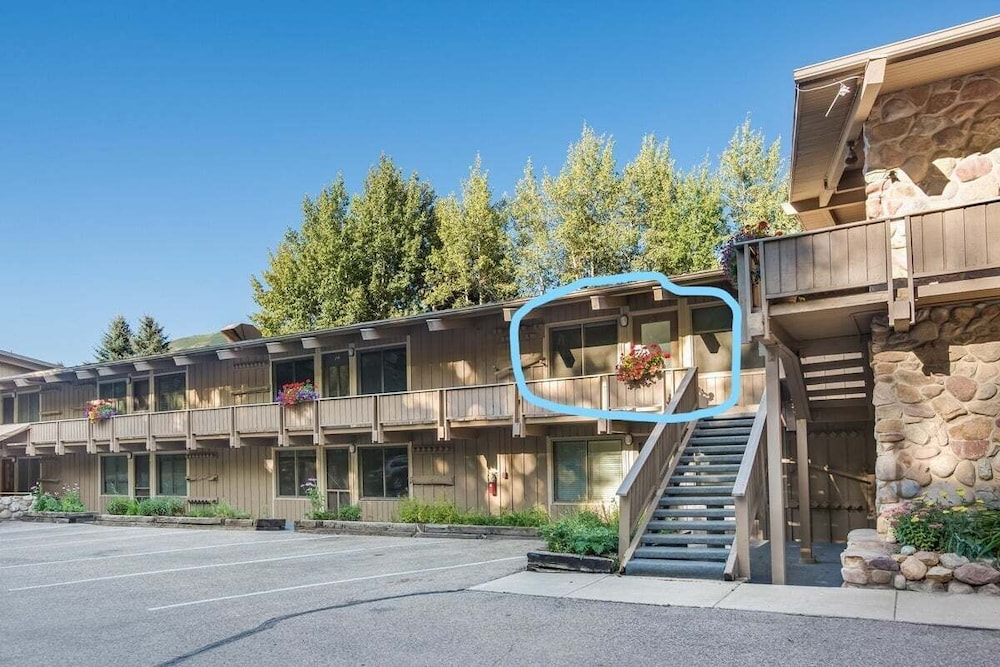 Aspen Snowmass Alps Apartments