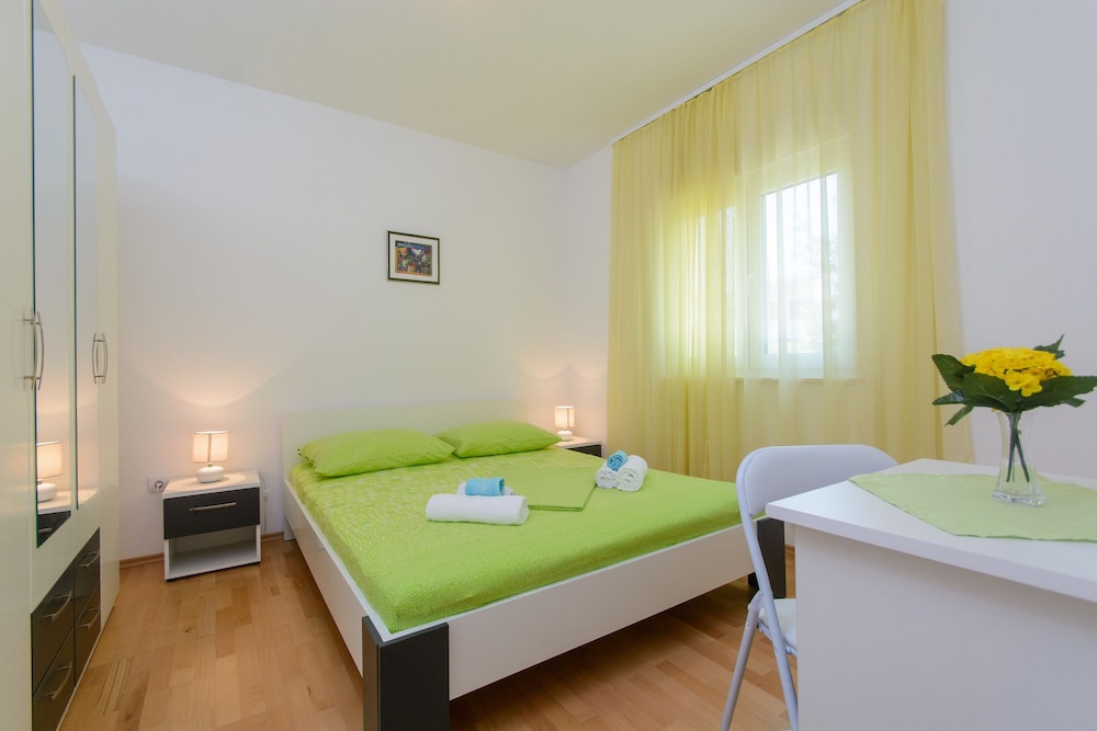 Apartment Center Trogir 2 view 2