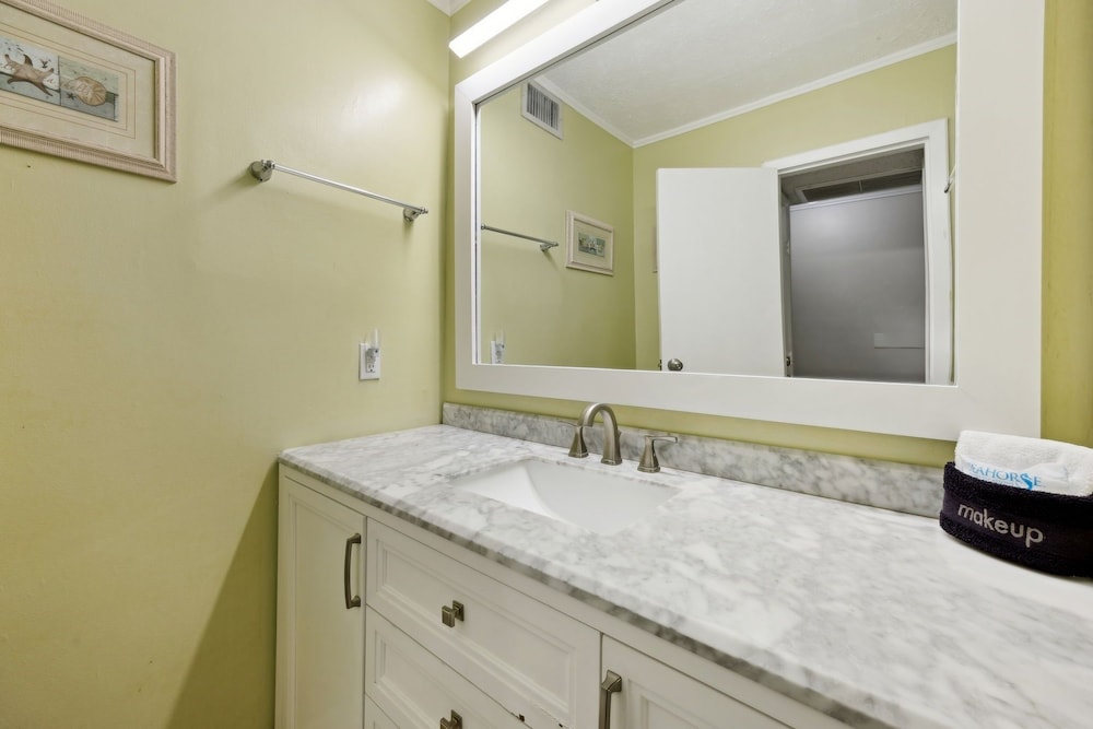 Fernandina Shores 6406 2 Bedroom Condo