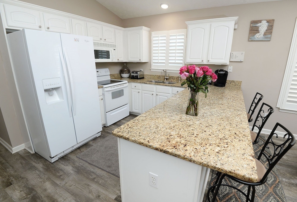 225 Seahorse Way 3 Bedroom Home
