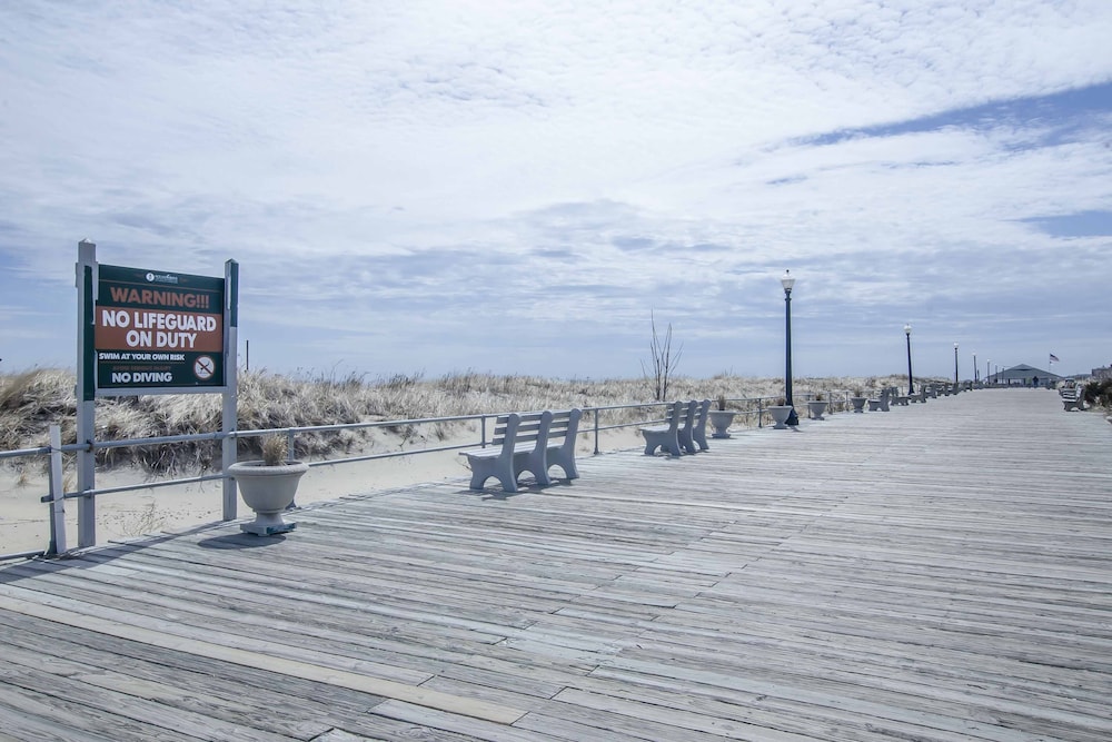 Cozy Ocean Grove Beach Retreat: Walk to the Coast! view 2