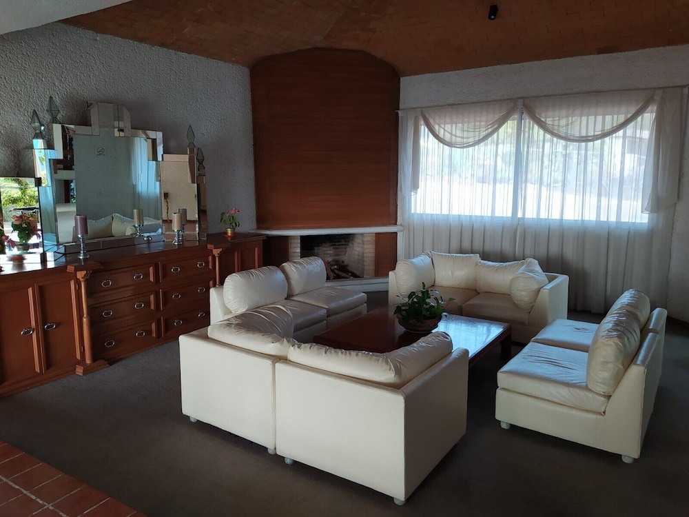 Pachuca Vacations - Hotel Universitario UAEH - Property Image 7