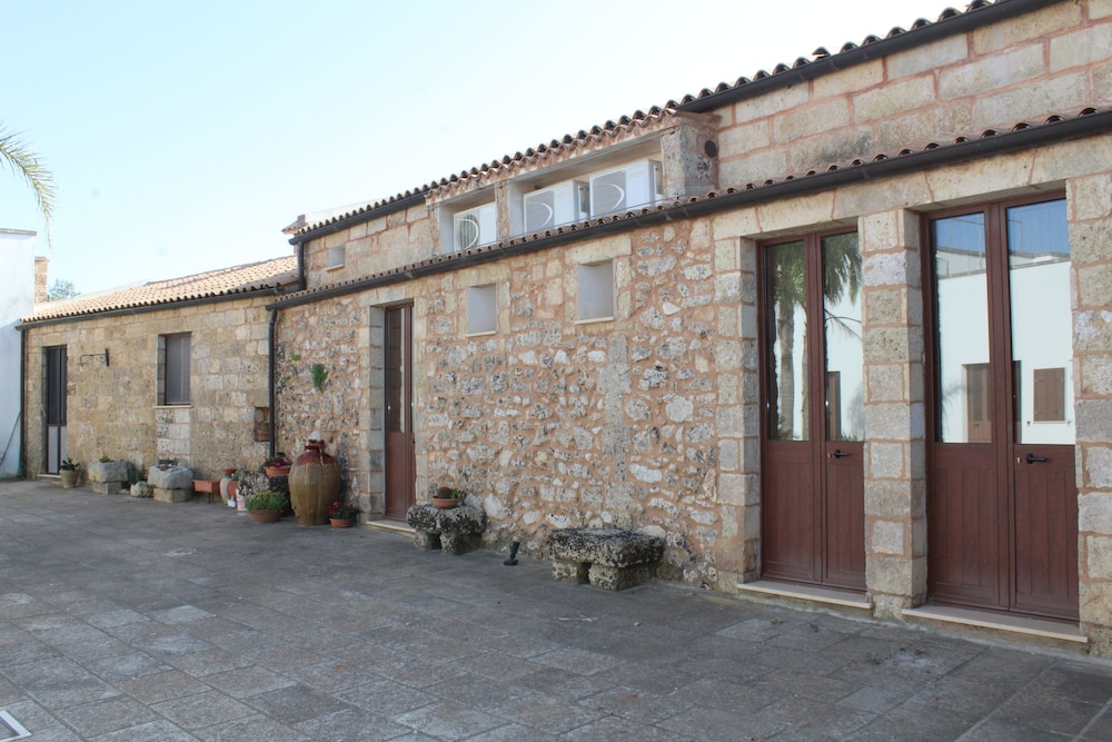 Azienda Agrituristica Masseria La Verna