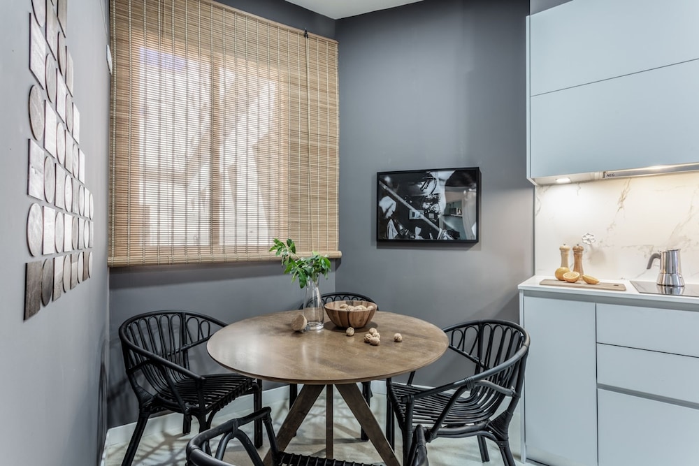 Kasai - 2 Bedrooms and Terrace in Malasa a