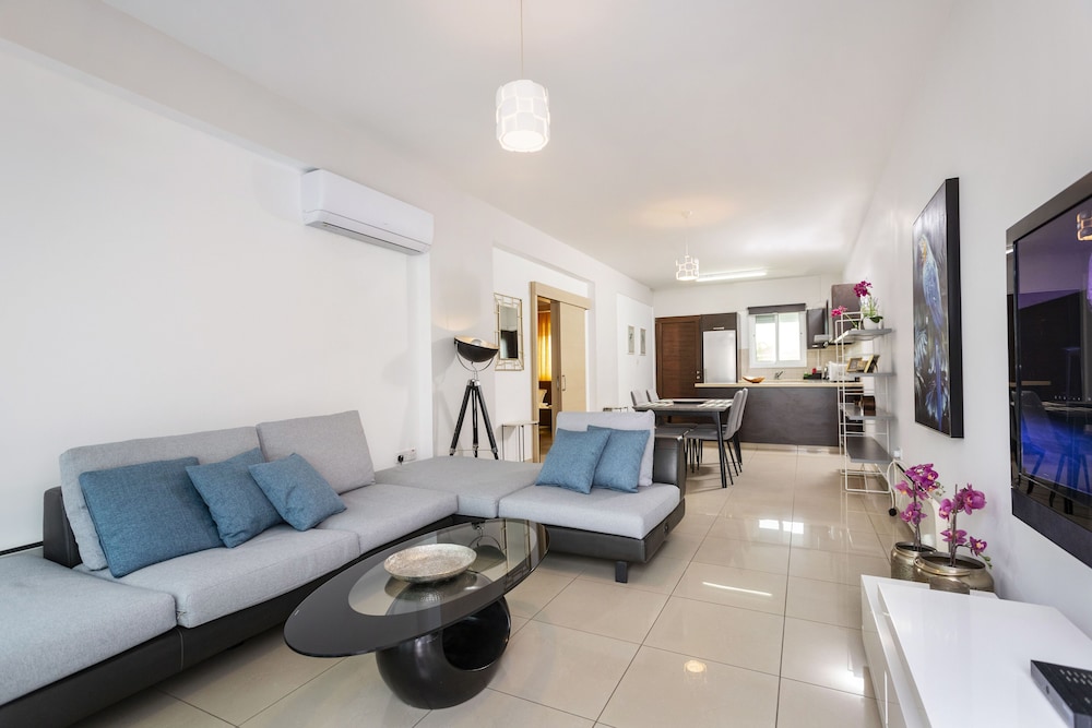 Limassol Vacations - Bay View Gardens Apartments with Pool - Property Image 51